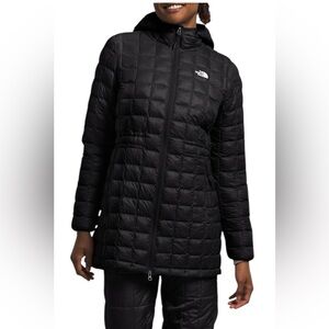 THE NORTH‎ FACE ThermoBall Eco Insulated Parka - Women's
Size XSMALL